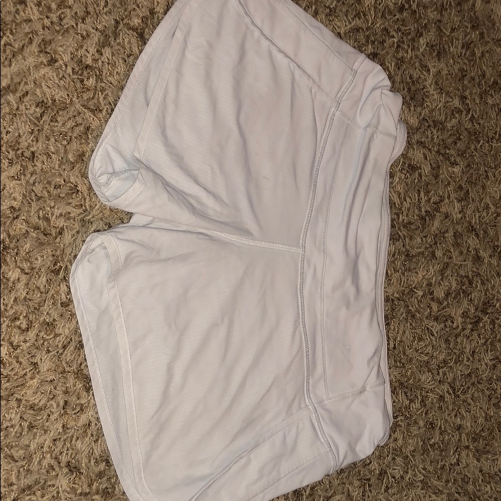 White lululemon shorts
